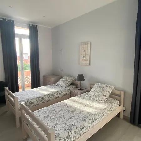 Agreable 3 Pieces Climatise Avec Vue Et Parking Apartment *