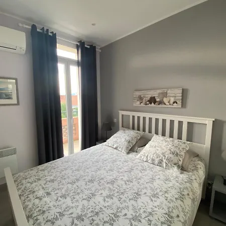 Agreable 3 Pieces Climatise Avec Vue Et Parking Apartment