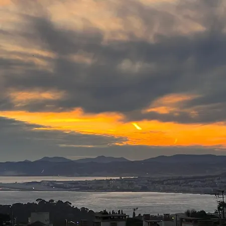 Appartement 3 Pièces Climatisé Avec Vue Et Parking Villefranche-sur-Mer