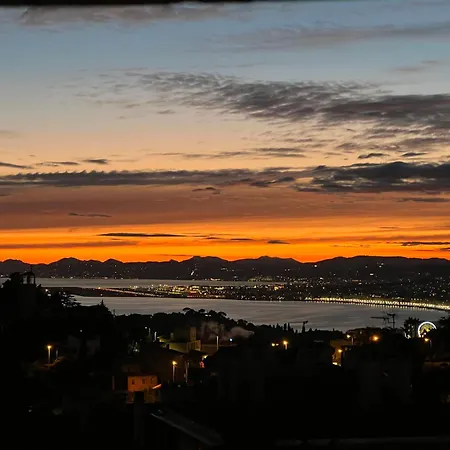 3 Pièces Climatisé Avec Vue Et Parking *